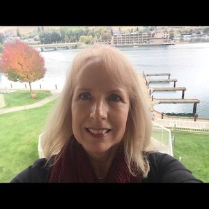 Meet your Posher, Sharon